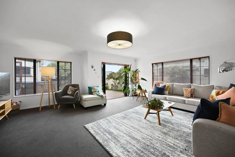 Photos of 19 Western Heights Drive