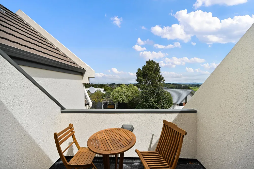 Photos of 19 Western Heights Drive