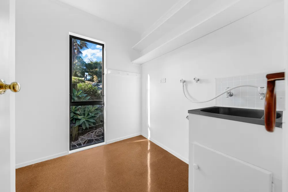 Photos of 109A Udys Road