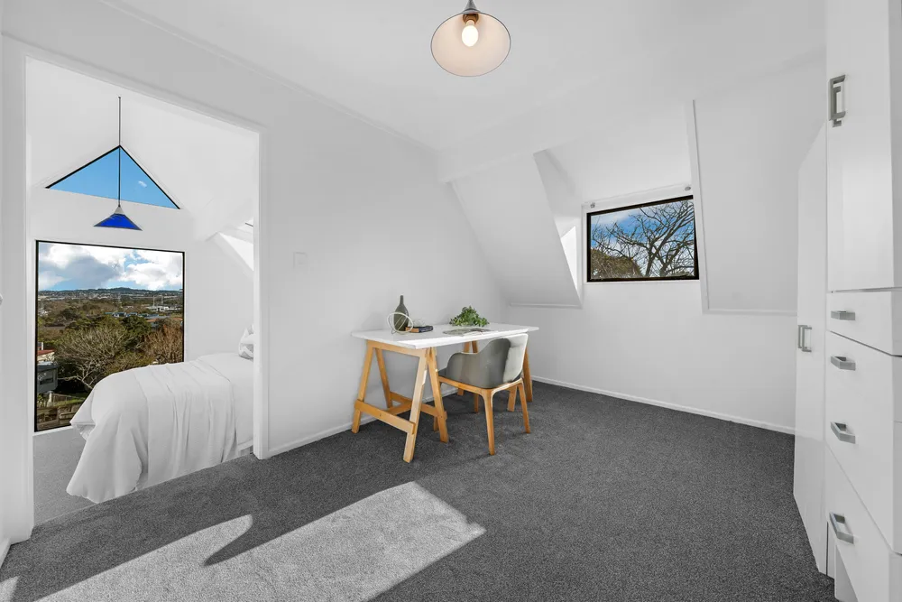 Photos of 109A Udys Road