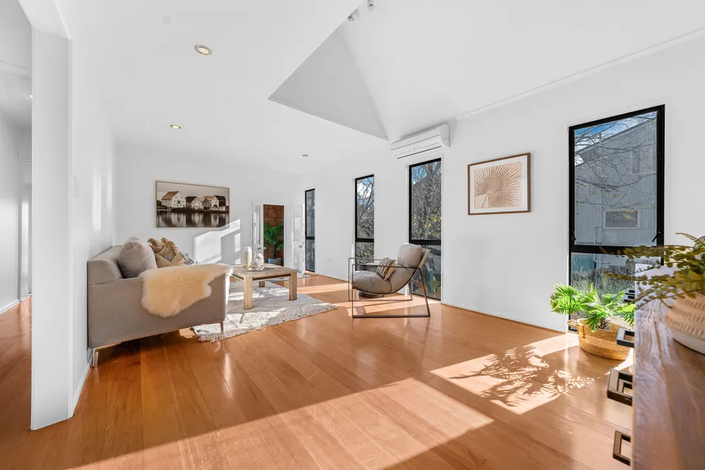 Photos of 109A Udys Road