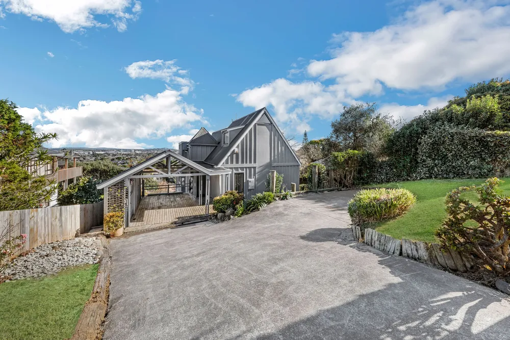 Photos of 109A Udys Road