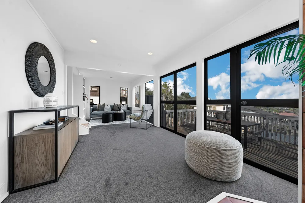 Photos of 109A Udys Road
