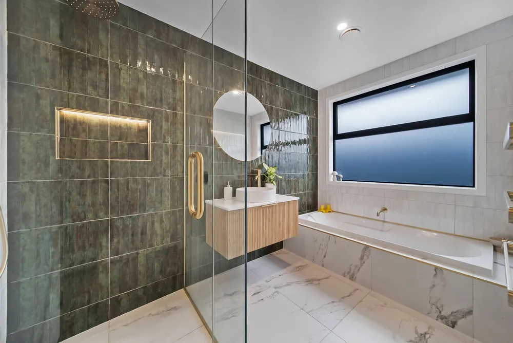 Photos of 31 Comer Street