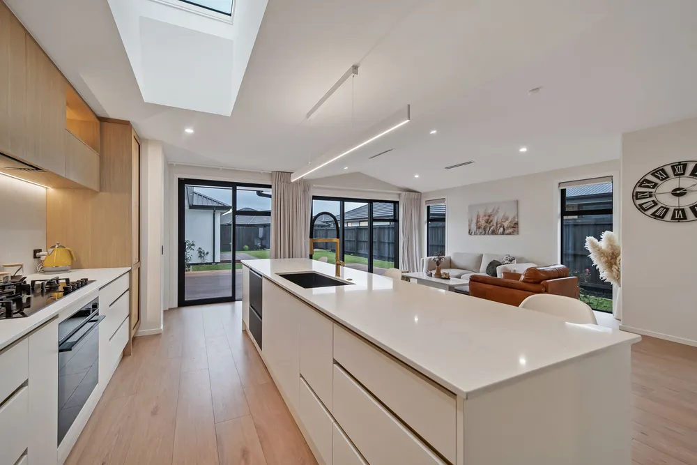Photos of 31 Comer Street