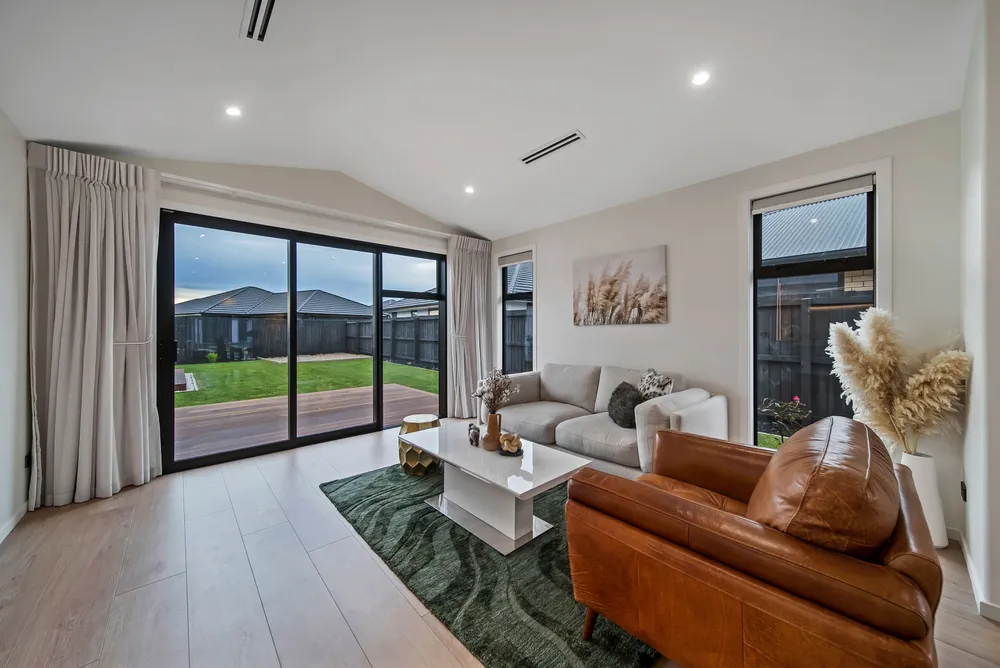 Photos of 31 Comer Street