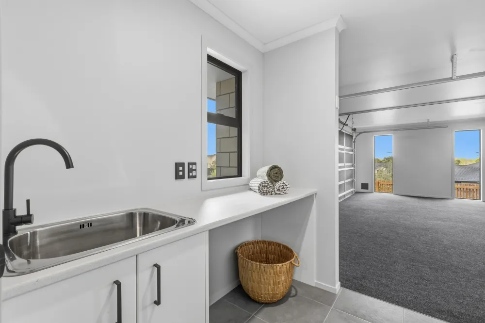 Photos of 20 Carlingford Rise