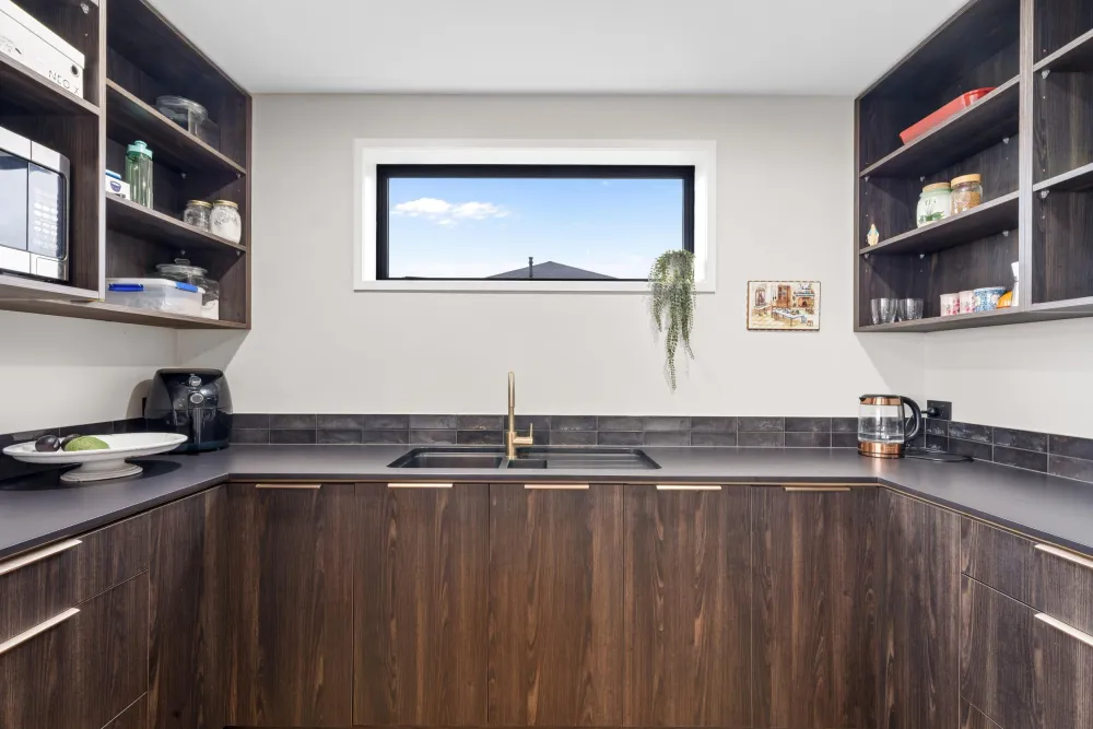 Photos of 11 Whitton Way
