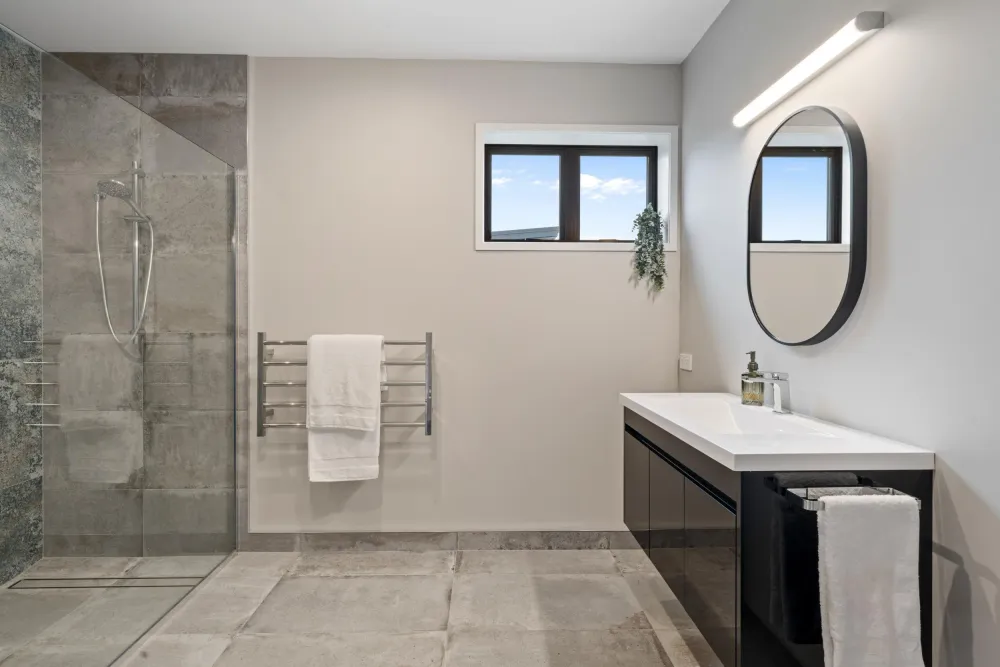 Photos of 11 Whitton Way