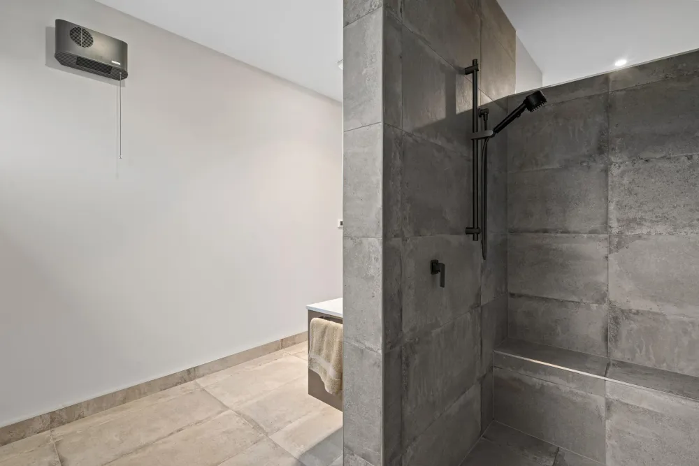Photos of 11 Whitton Way