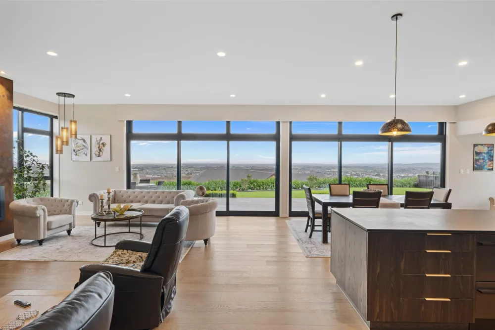 Photos of 11 Whitton Way
