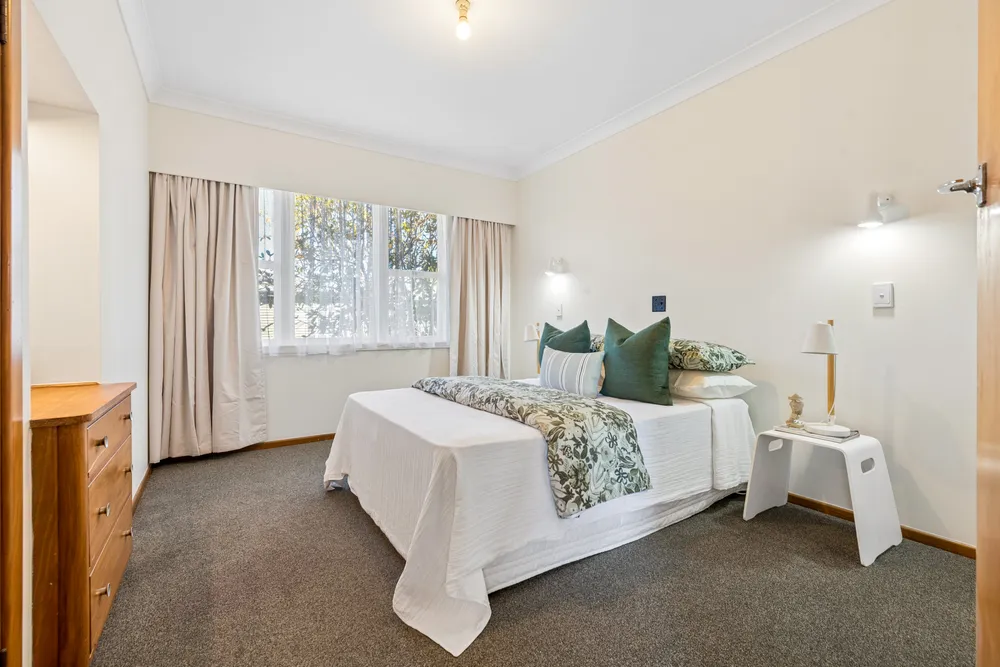 Photos of 990 Paerata Road