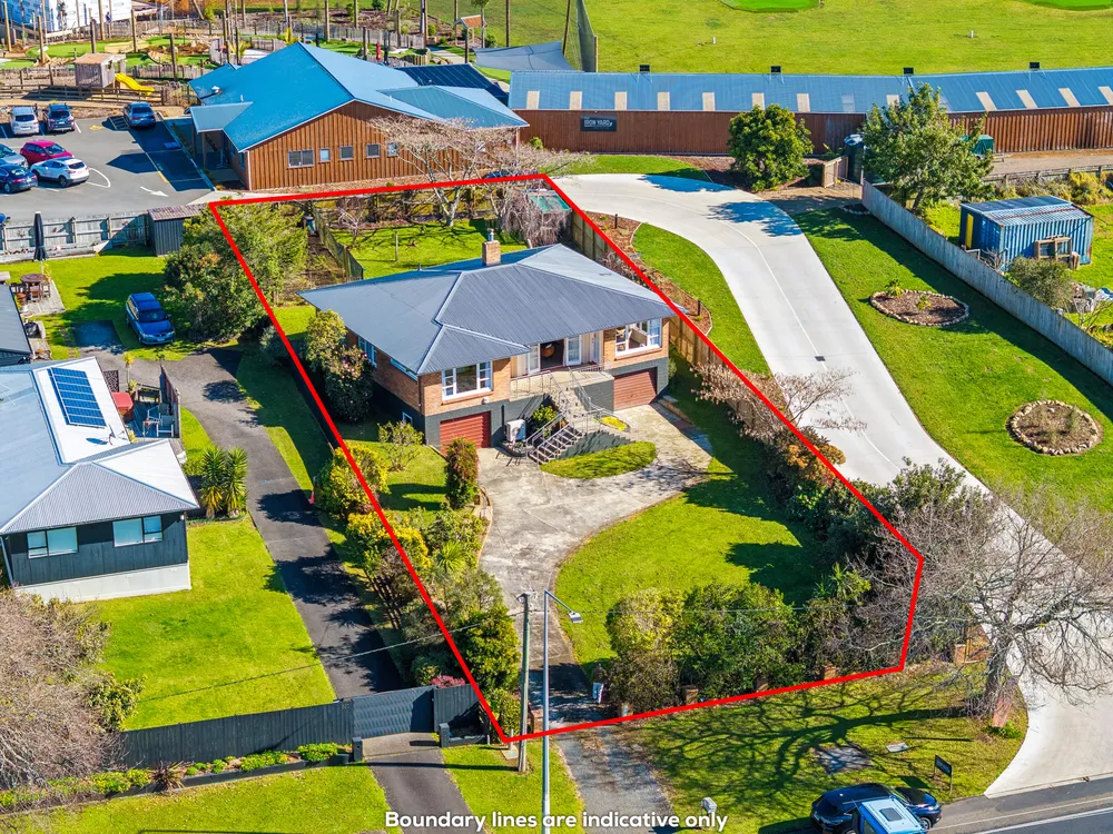 Photos of 990 Paerata Road