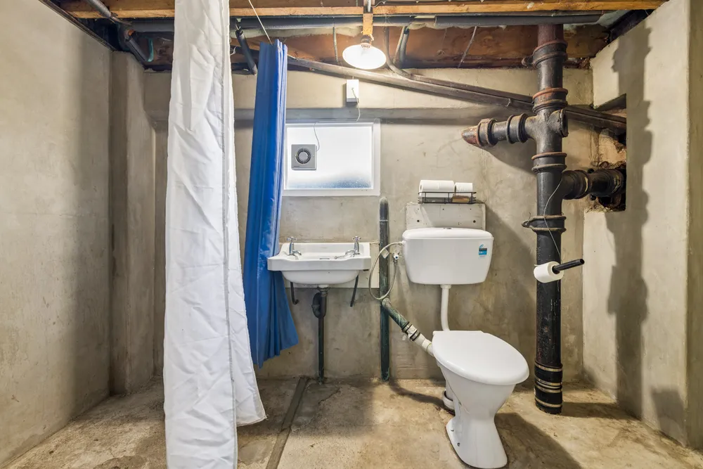 Photos of 990 Paerata Road