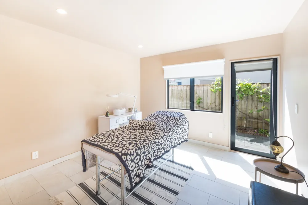 Photos of 14a Salisbury Avenue