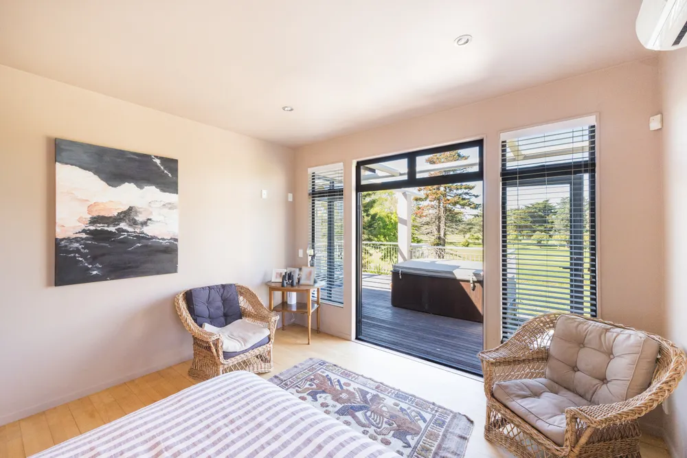 Photos of 14a Salisbury Avenue