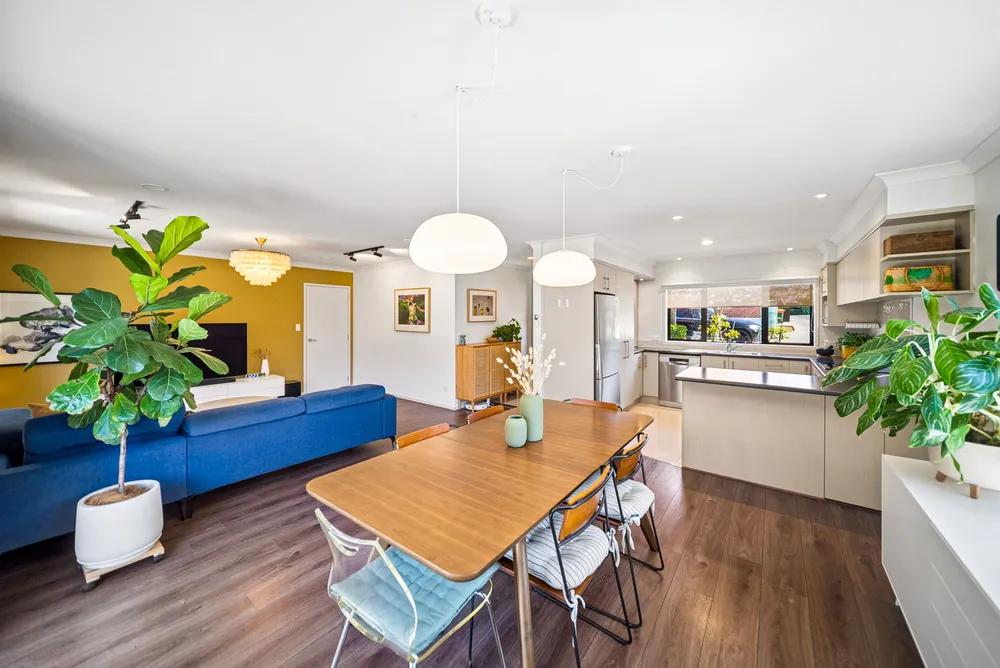 Photos of 15A Mason Avenue
