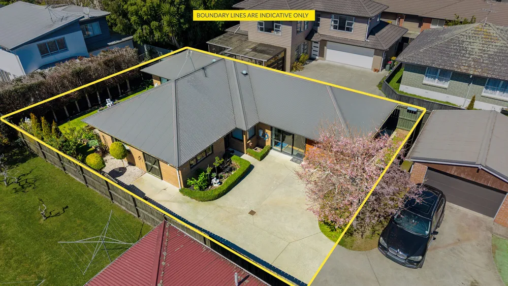 Photos of 15A Mason Avenue