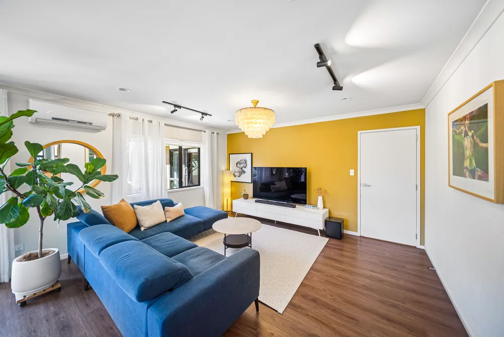 Photos of 15A Mason Avenue