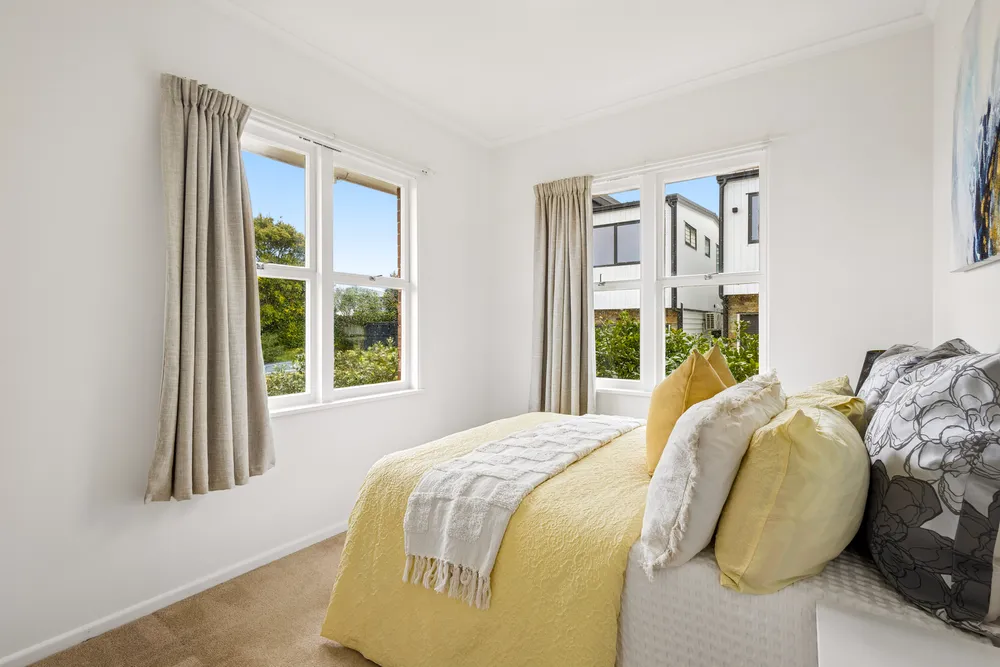 Photos of 42 Andrew Road
