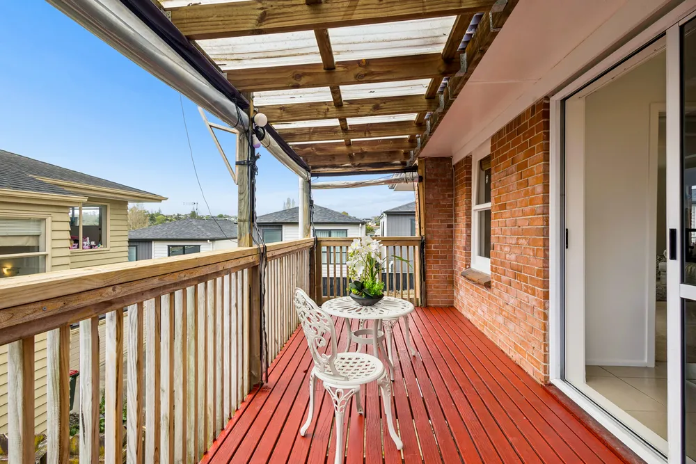 Photos of 42 Andrew Road