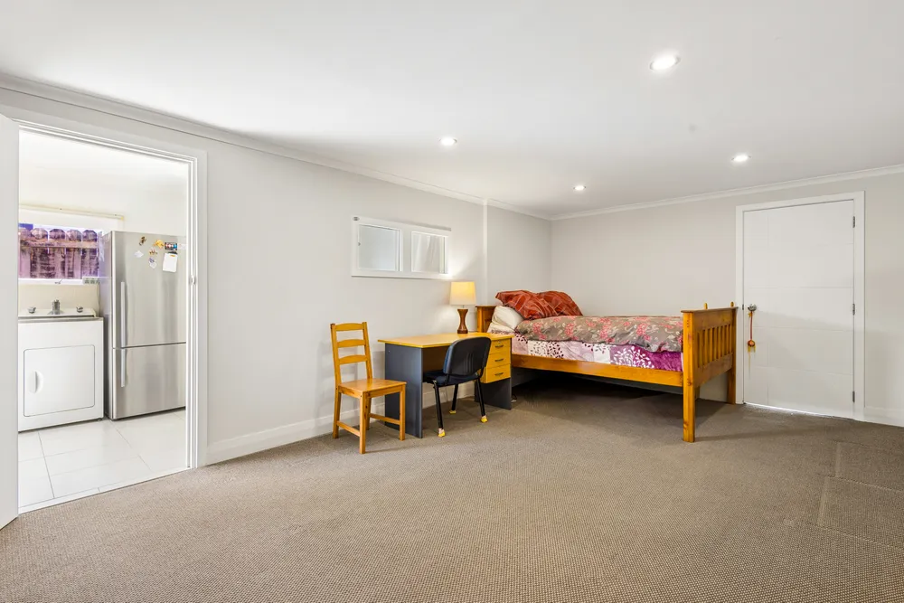 Photos of 42 Andrew Road