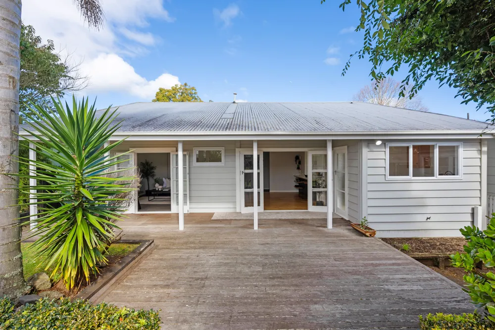 Photos of 13 Graham Street