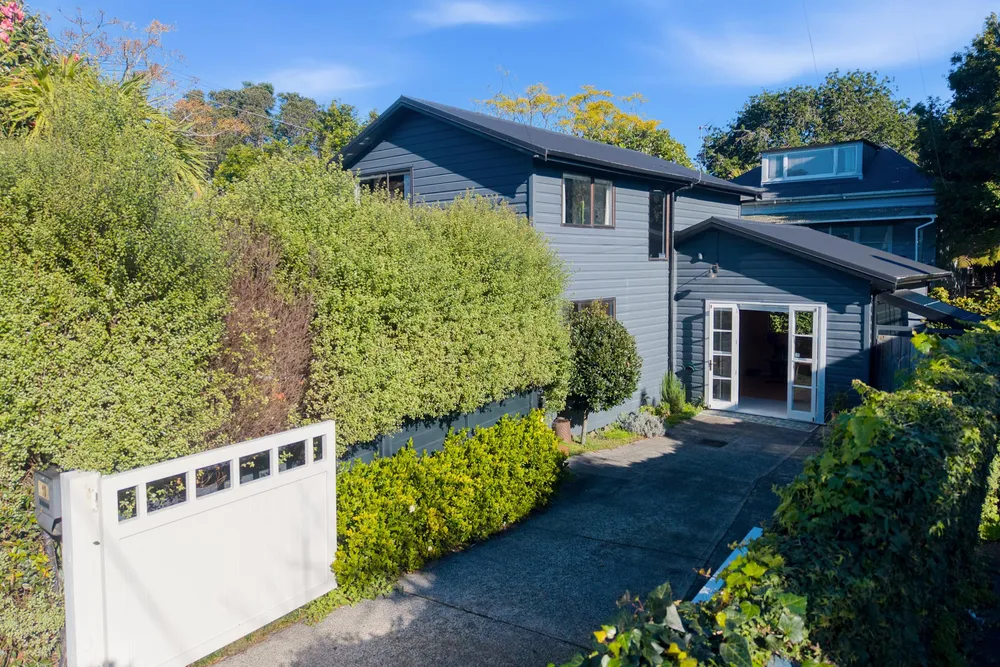 Photos of 10 Onslow Road