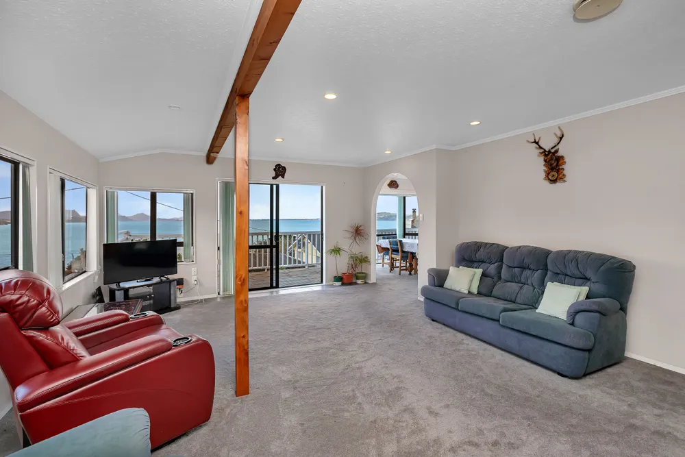 Photos of 2 McKenzie Avenue