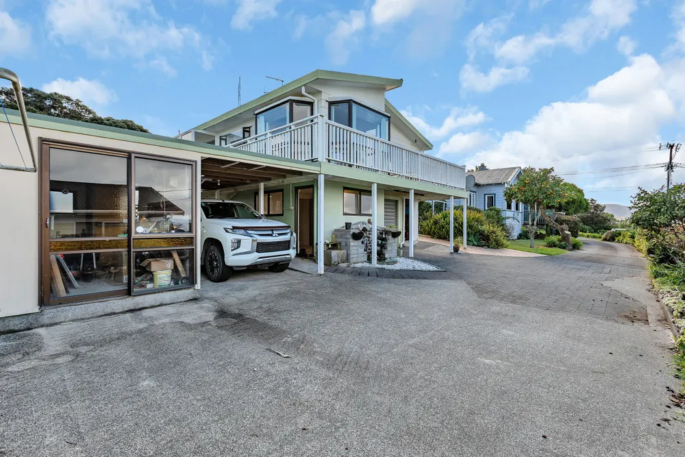 Photos of 2 McKenzie Avenue
