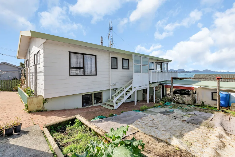Photos of 2 McKenzie Avenue
