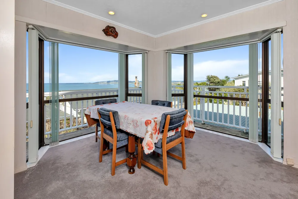 Photos of 2 McKenzie Avenue