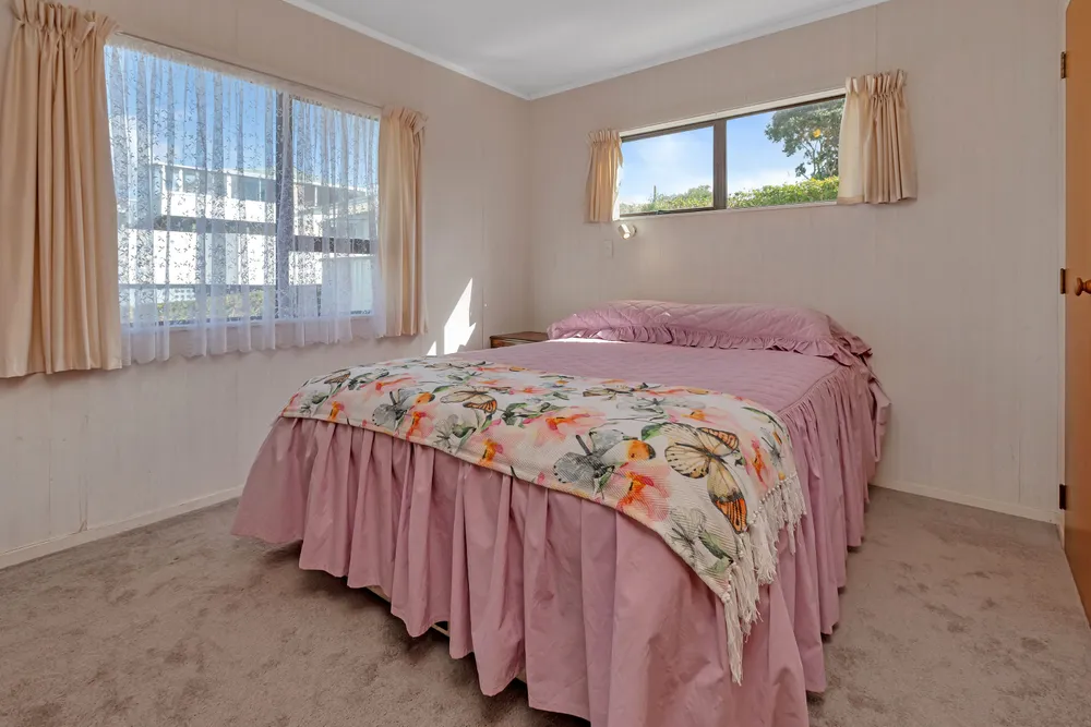 Photos of 2 McKenzie Avenue