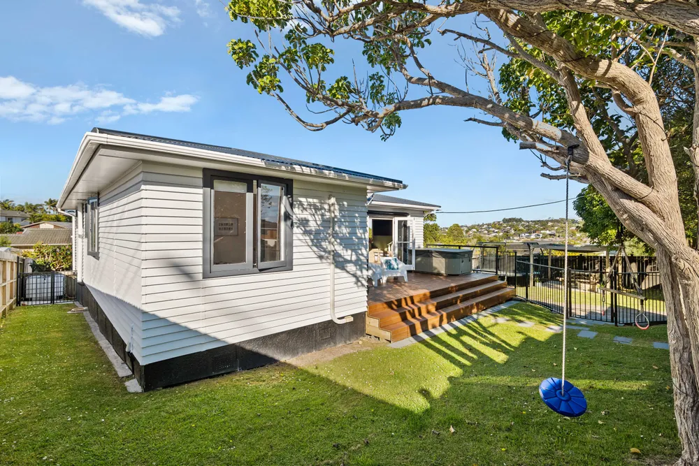 Photos of 6 Red Beach Road