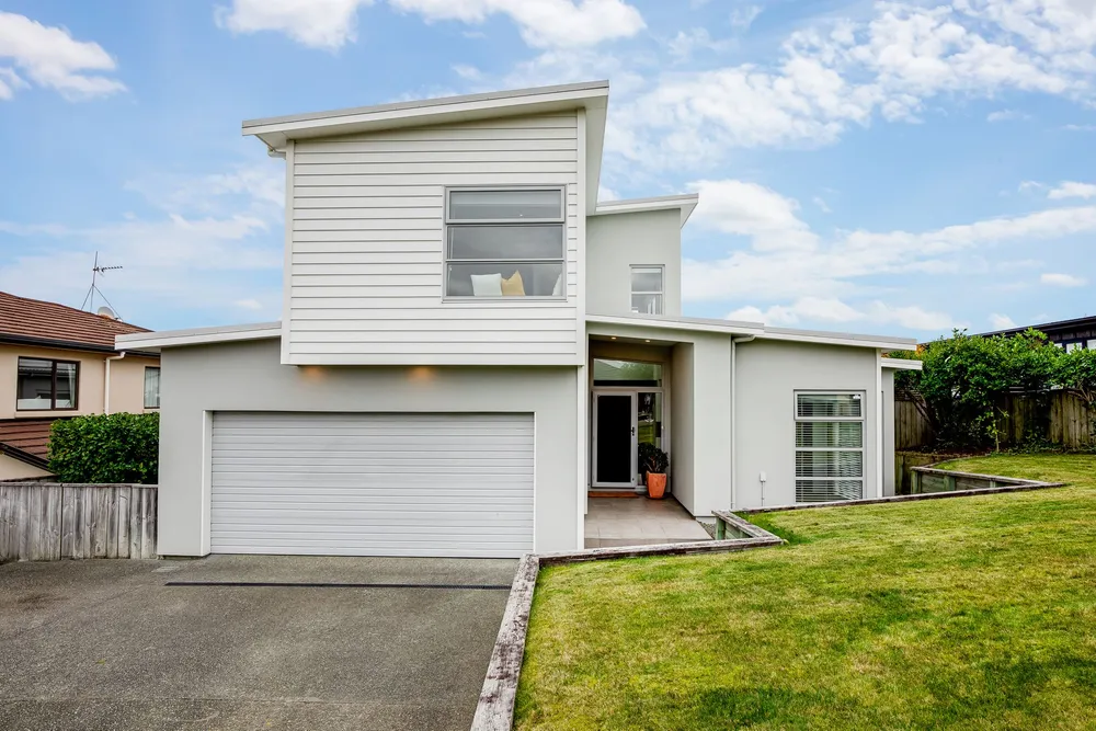 Photos of 20 Nelson Avenue