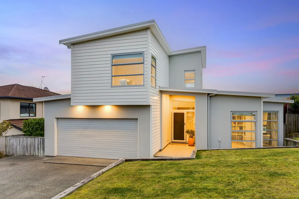 Photos of 20 Nelson Avenue