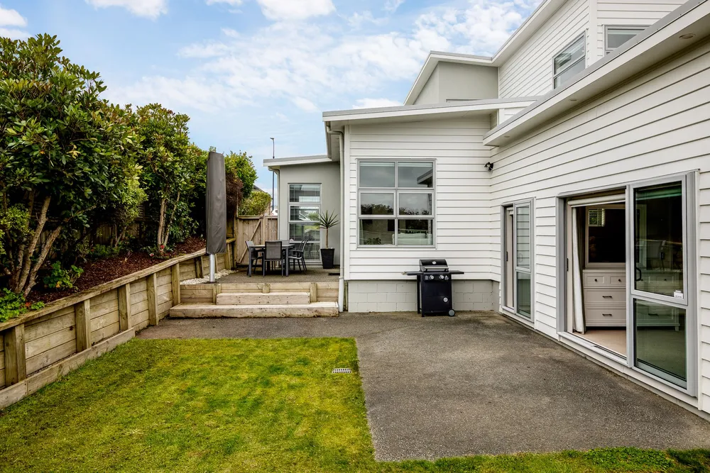 Photos of 20 Nelson Avenue