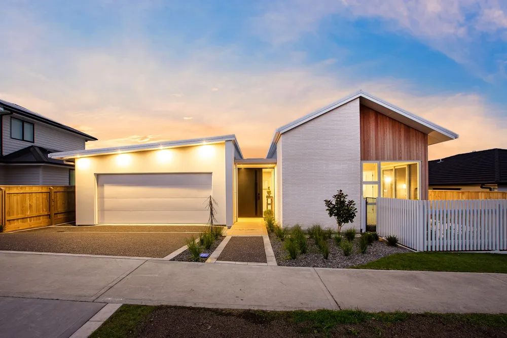 Photos of 20 Nelson Avenue