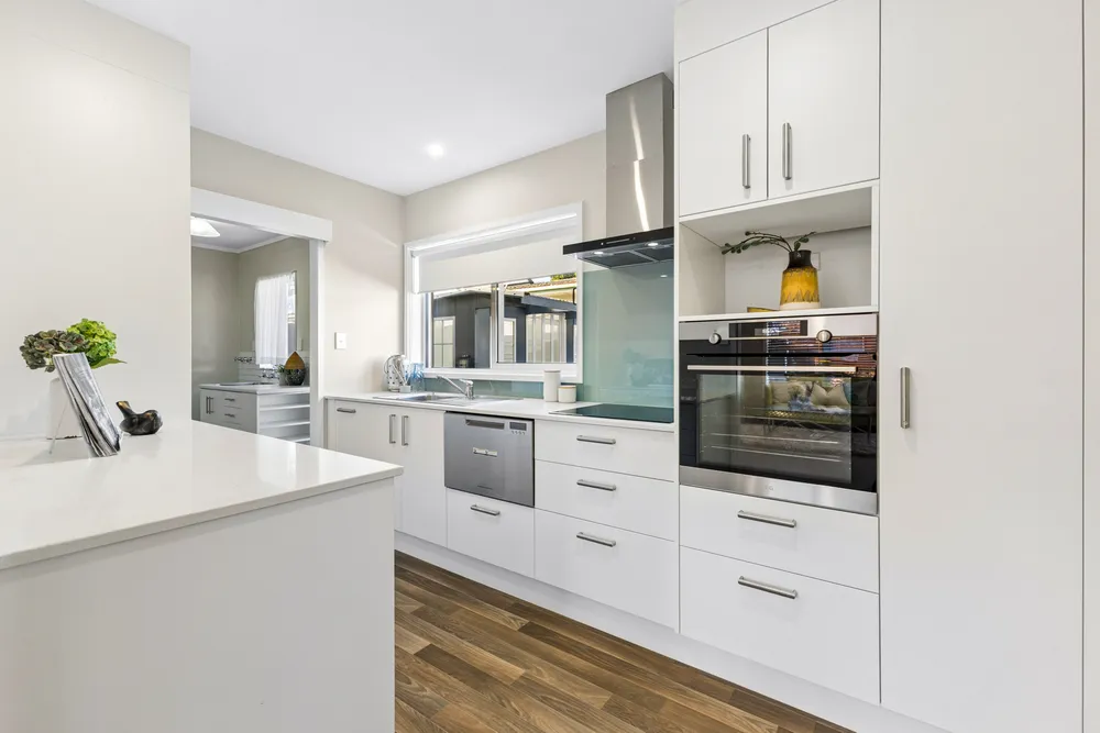Photos of 6/9 Oakland Avenue