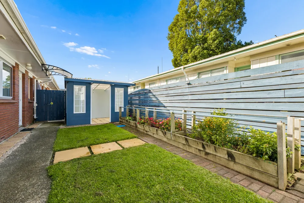 Photos of 6/9 Oakland Avenue