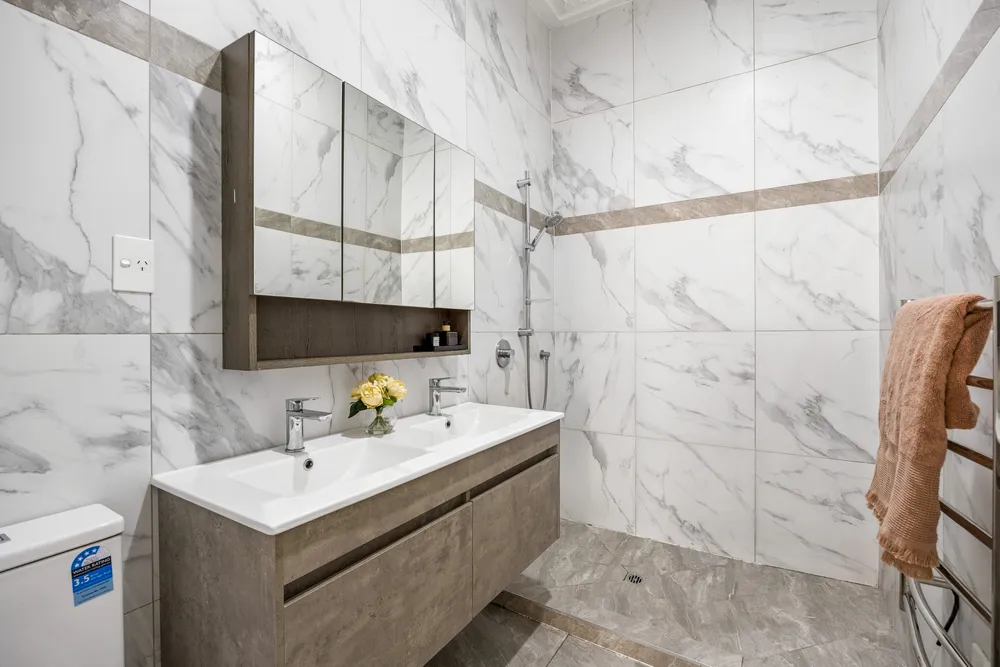 Photos of 15 Carmen Avenue