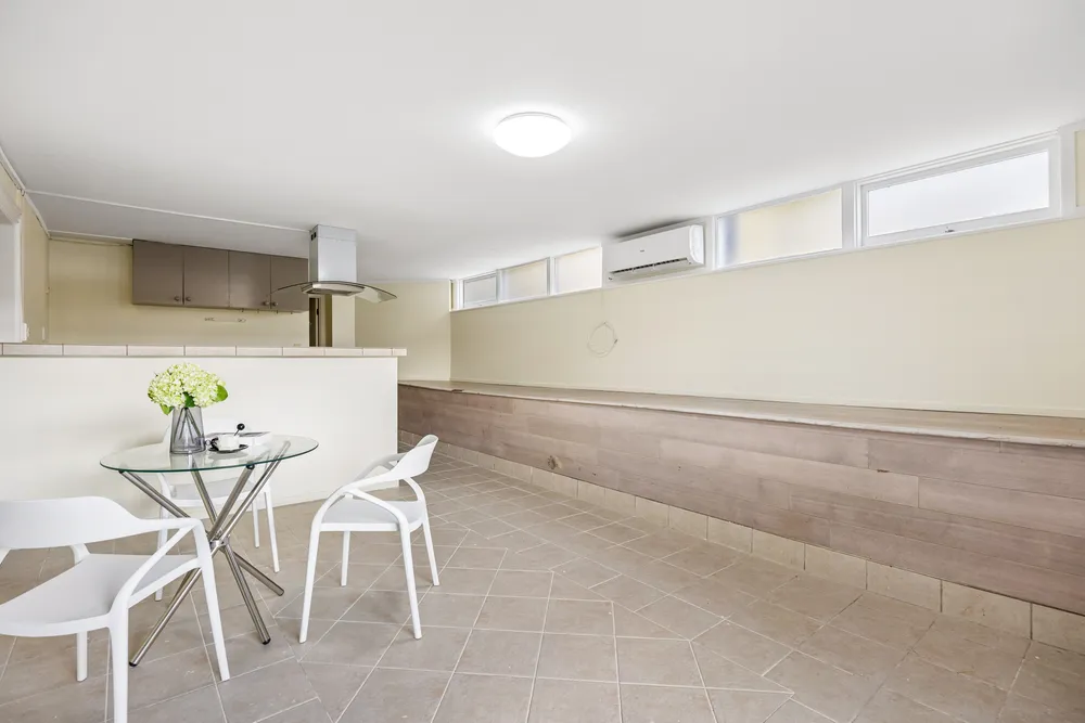 Photos of 15 Carmen Avenue