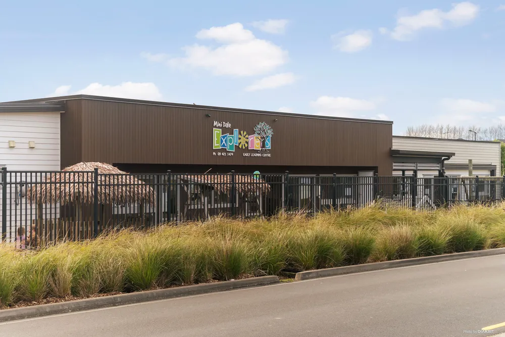 Photos of 33 Ahutoetoe Road