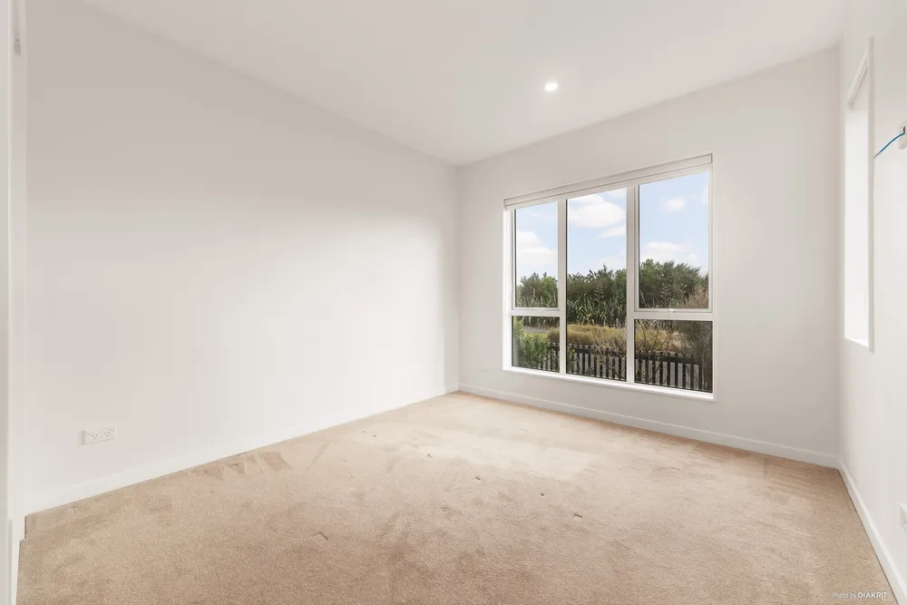 Photos of 33 Ahutoetoe Road