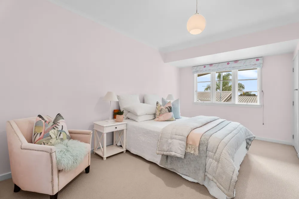 Photos of 56 Temple Street