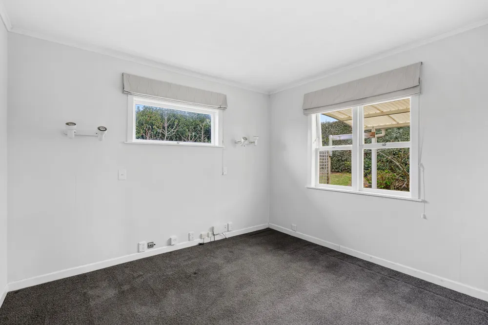 Photos of 325 Rodney Street