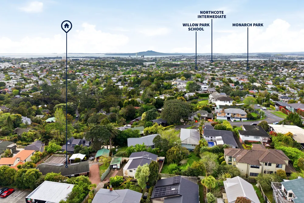 Photos of 239 Glenfield Road