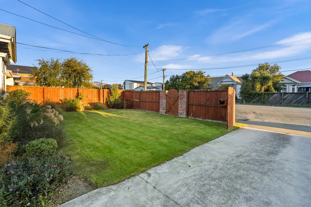 Photos of 14 Nairn Street