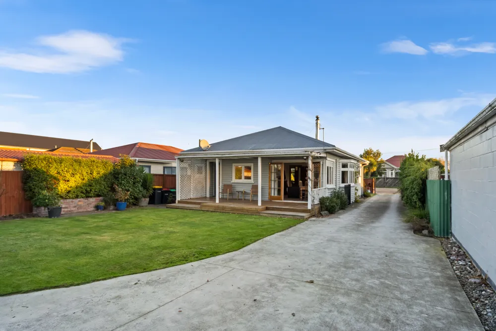 Photos of 14 Nairn Street
