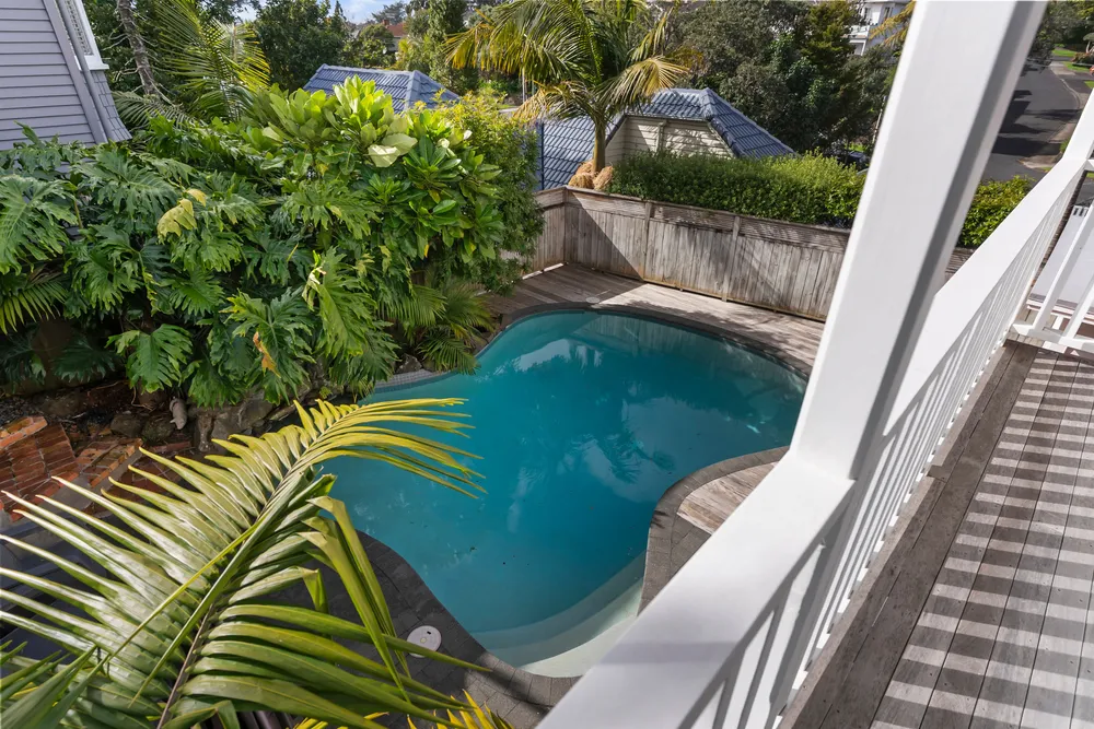Photos of 15 Pukeora Avenue